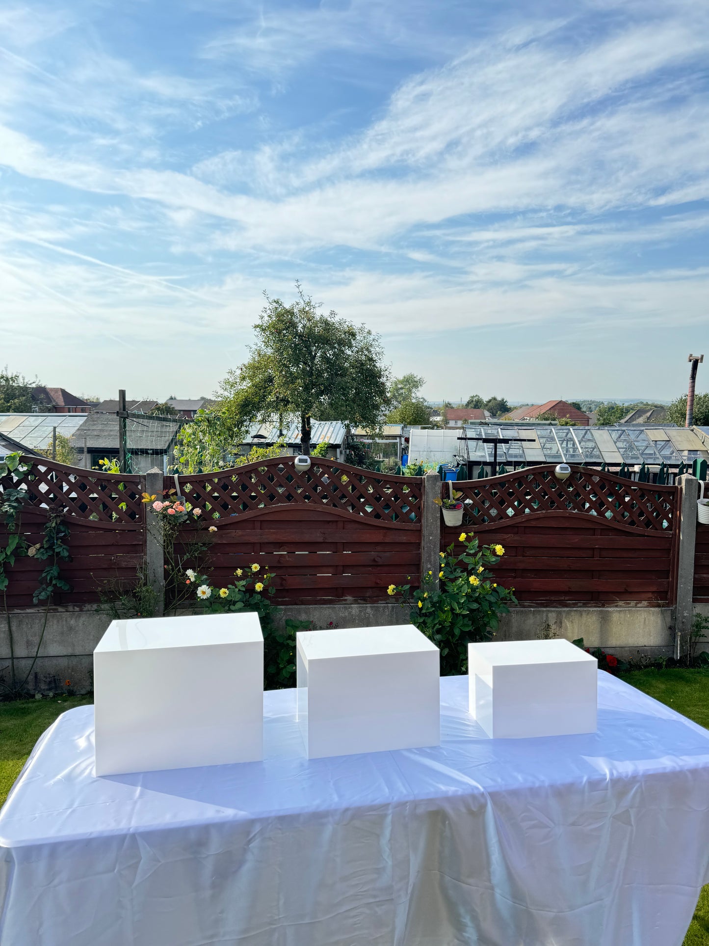Rectangular White Acrylic Plinth Hire