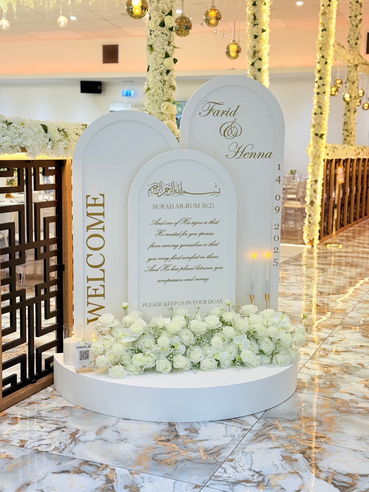 Pillar Welcome Sign Hire